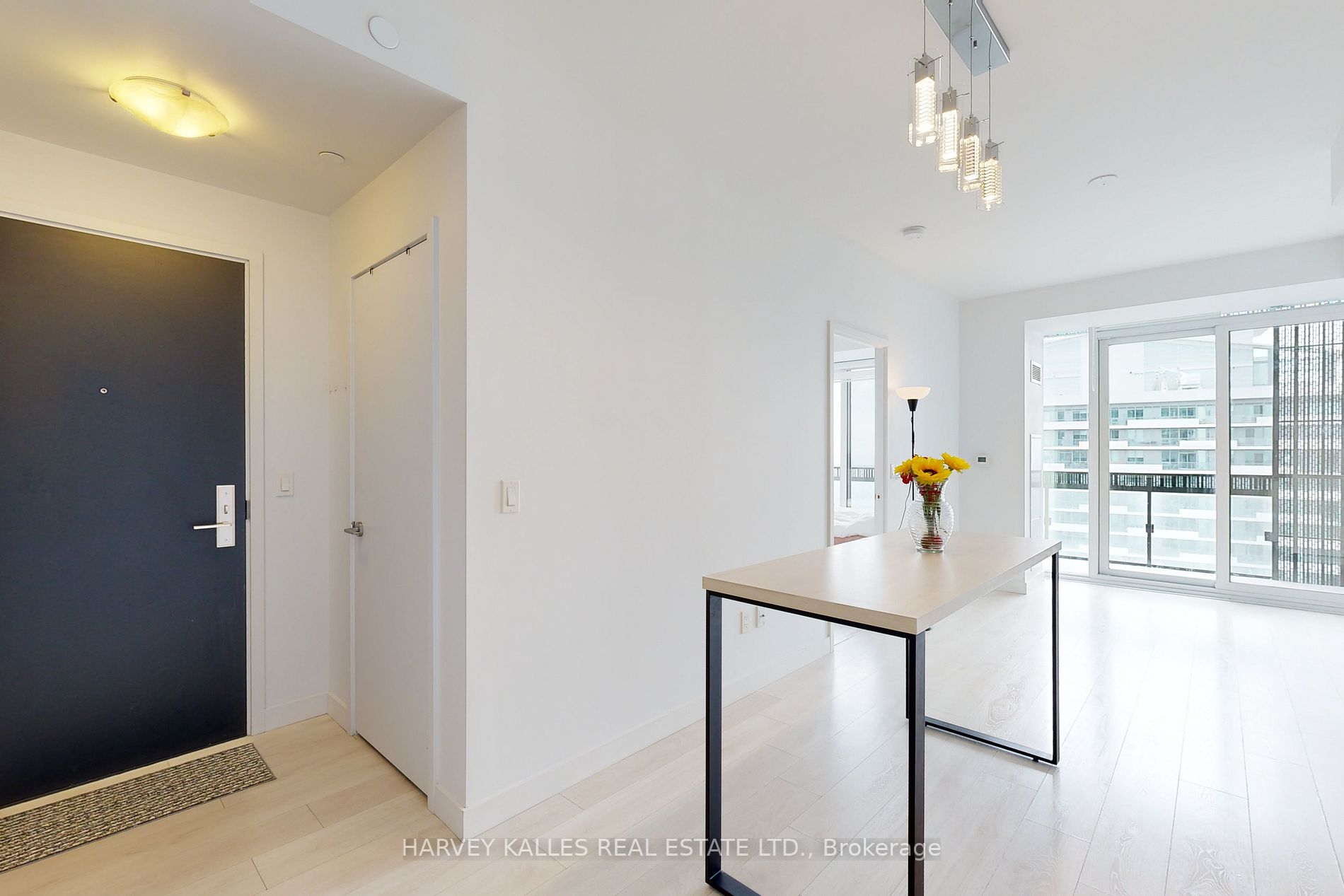 8 Eglinton Ave E, #5312