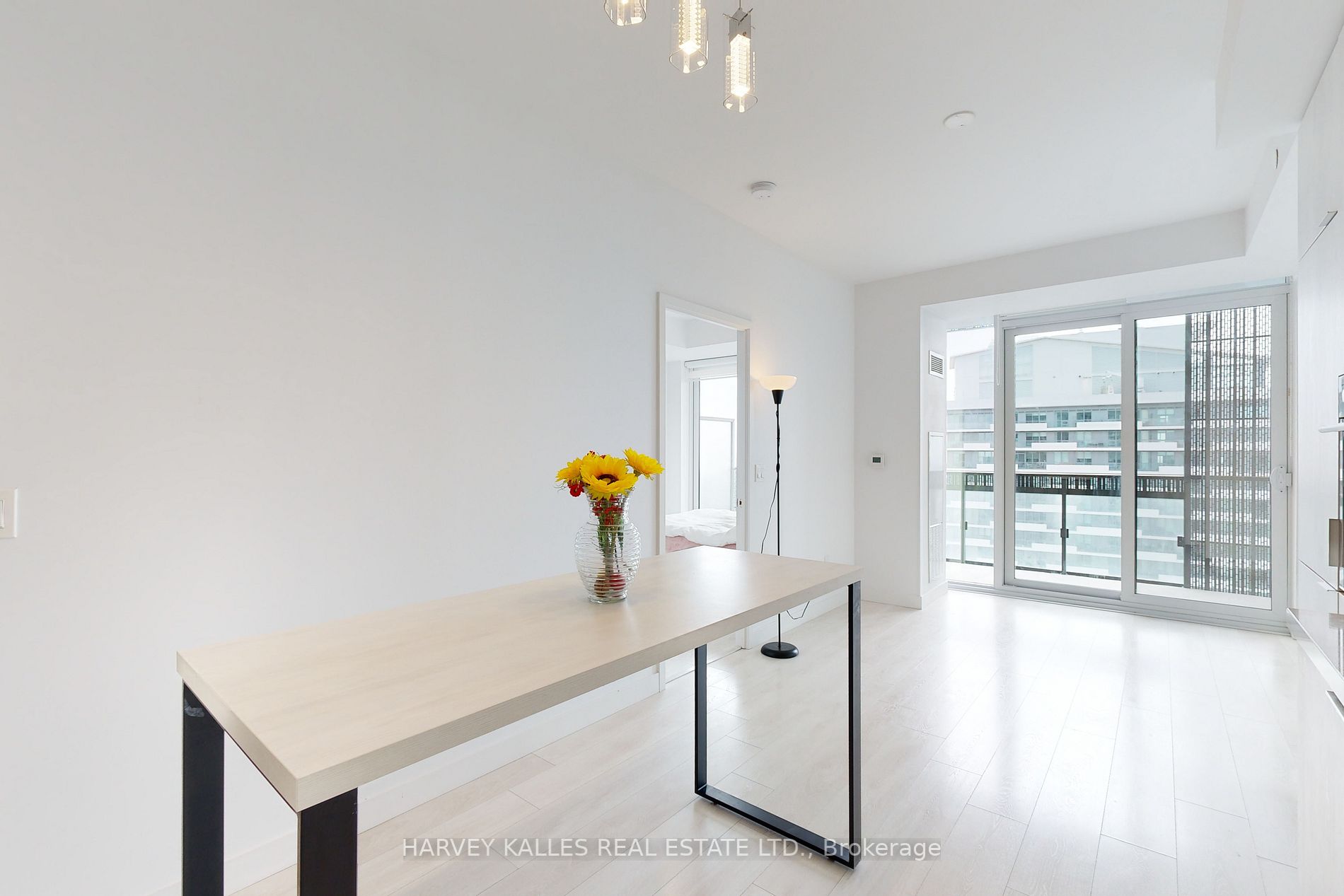 8 Eglinton Ave E, #5312