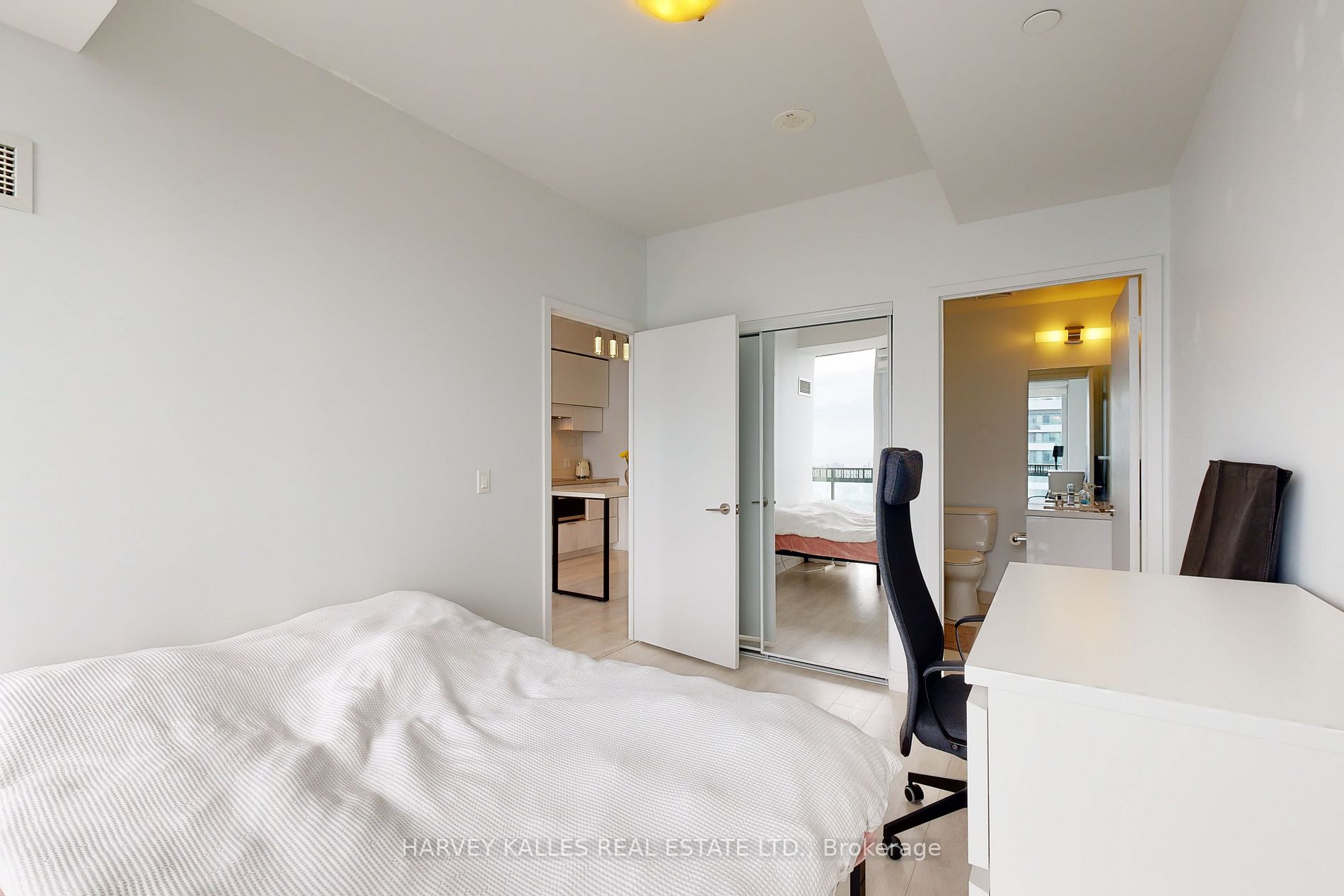 8 Eglinton Ave E, #5312