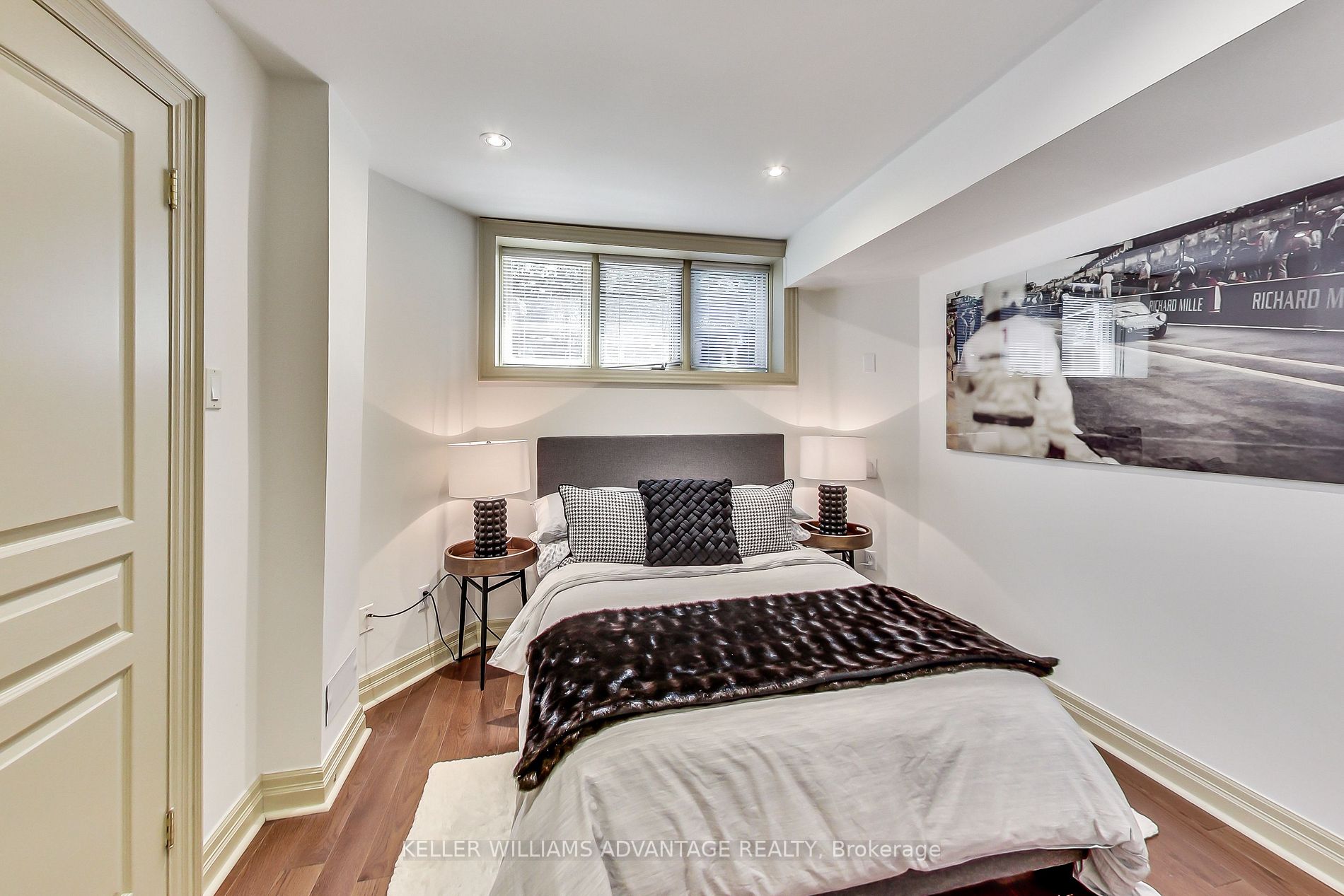Listing C6657896 - Large Photo # 23