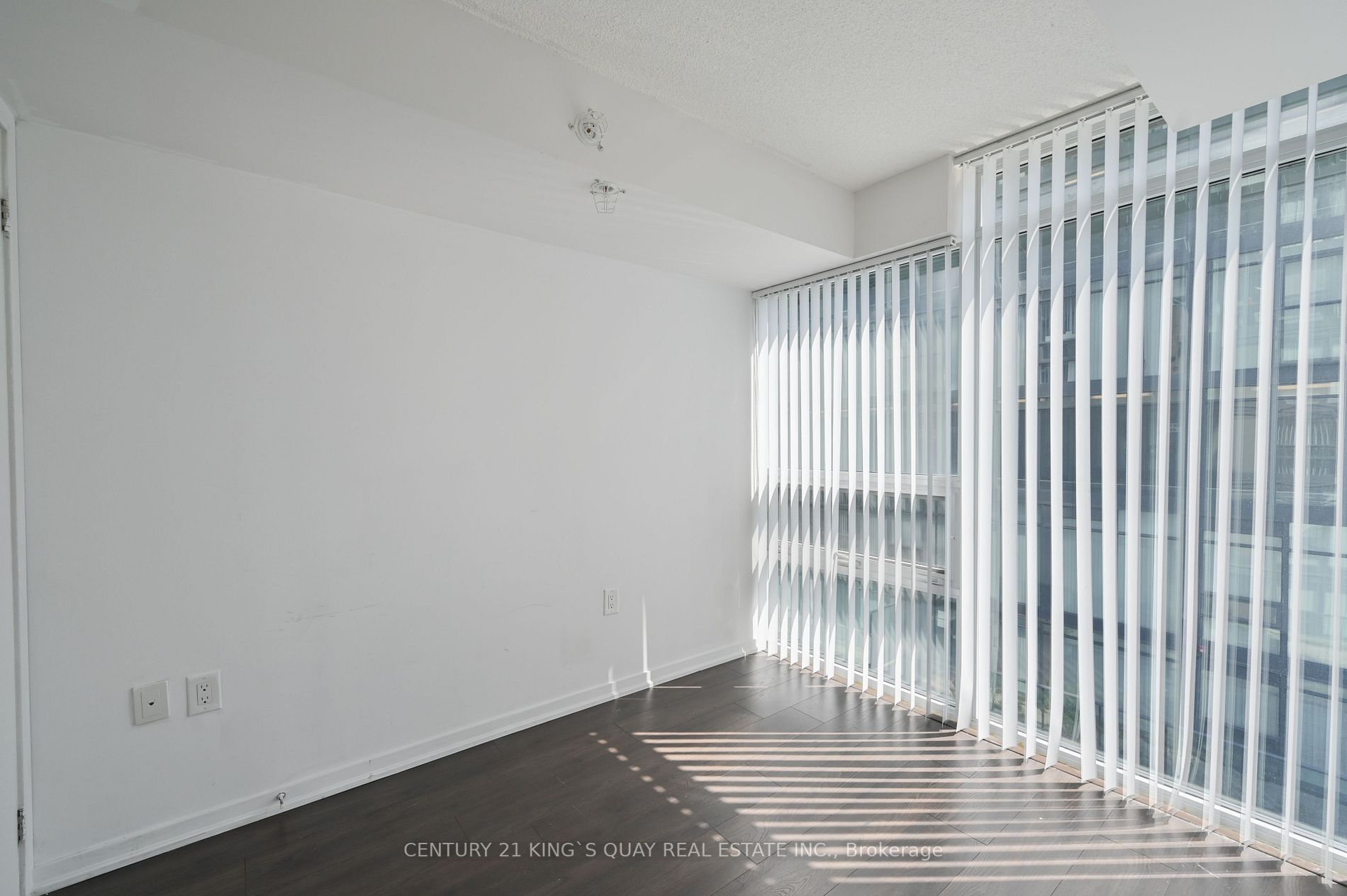 36 Lisgar St, #907W