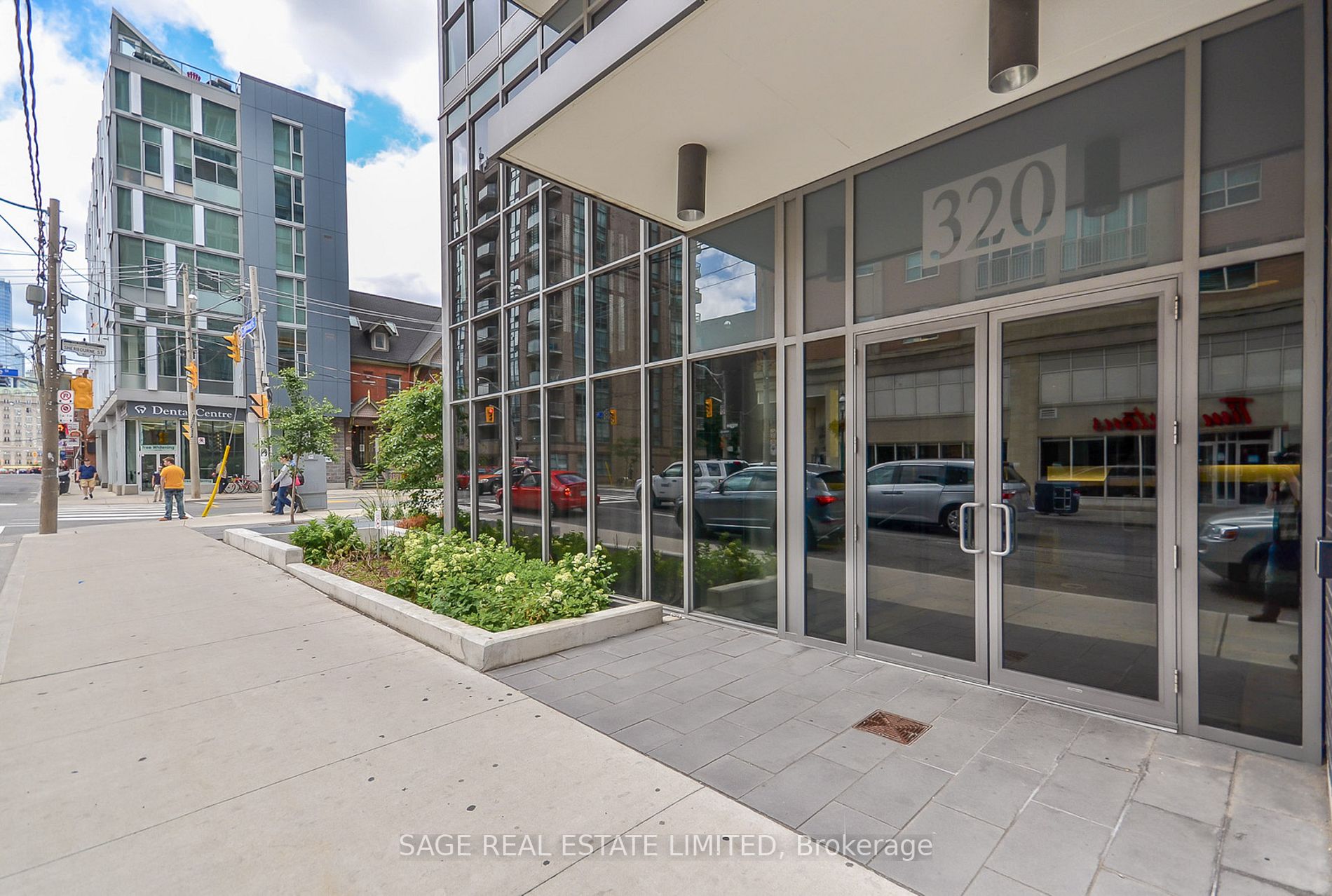320 Richmond Street E, #1017