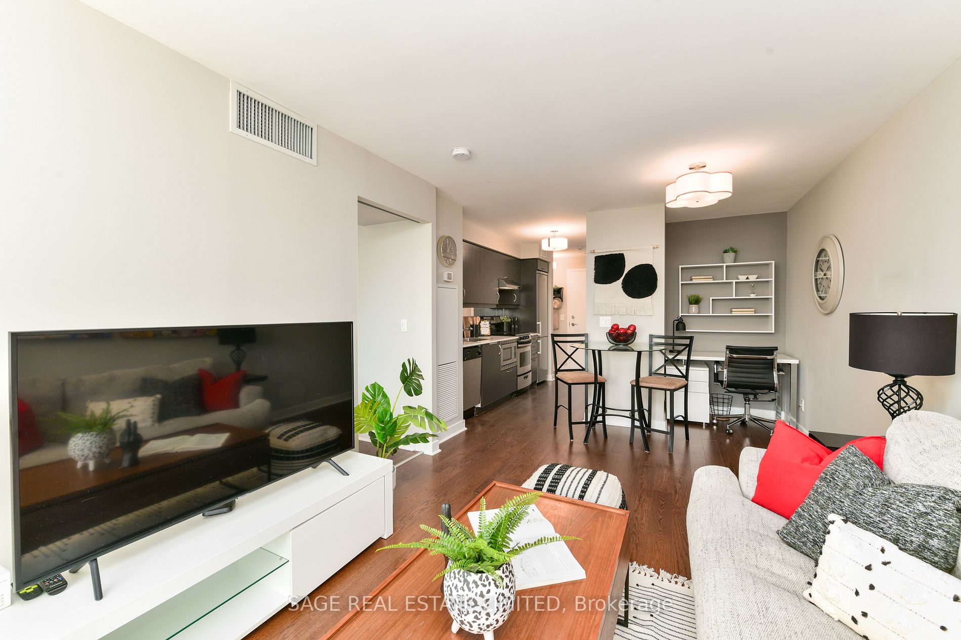 320 Richmond Street E, #1017