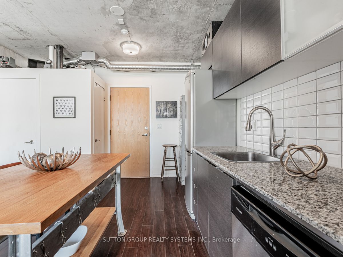 150 Sudbury St, #1501