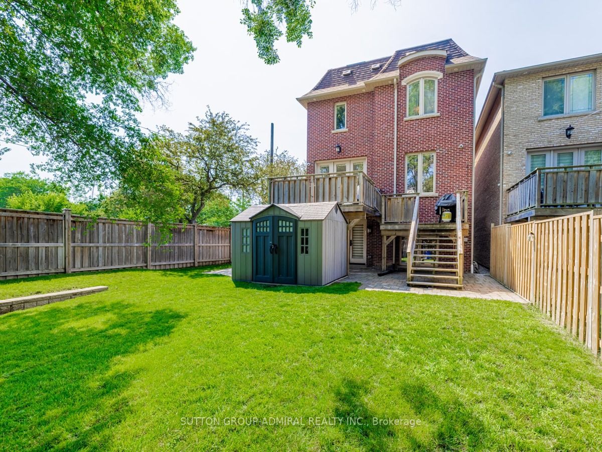 38 Clyde Ave