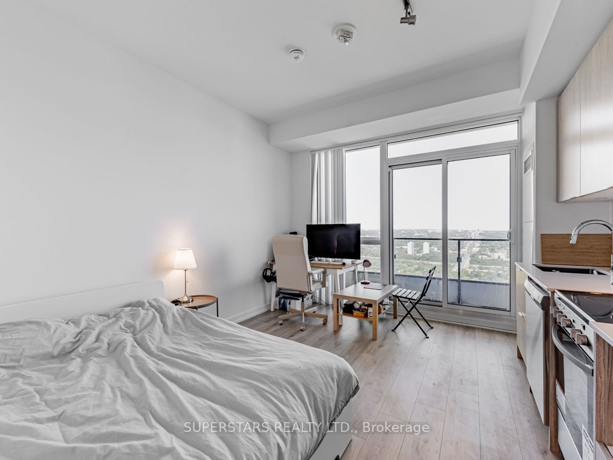 395 Bloor St E, #4508