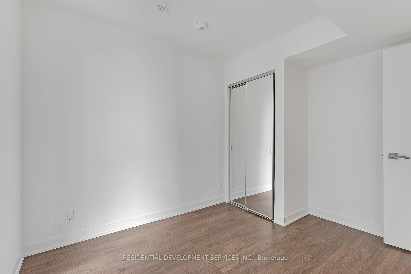 Listing C6658854 - Large Photo # 18