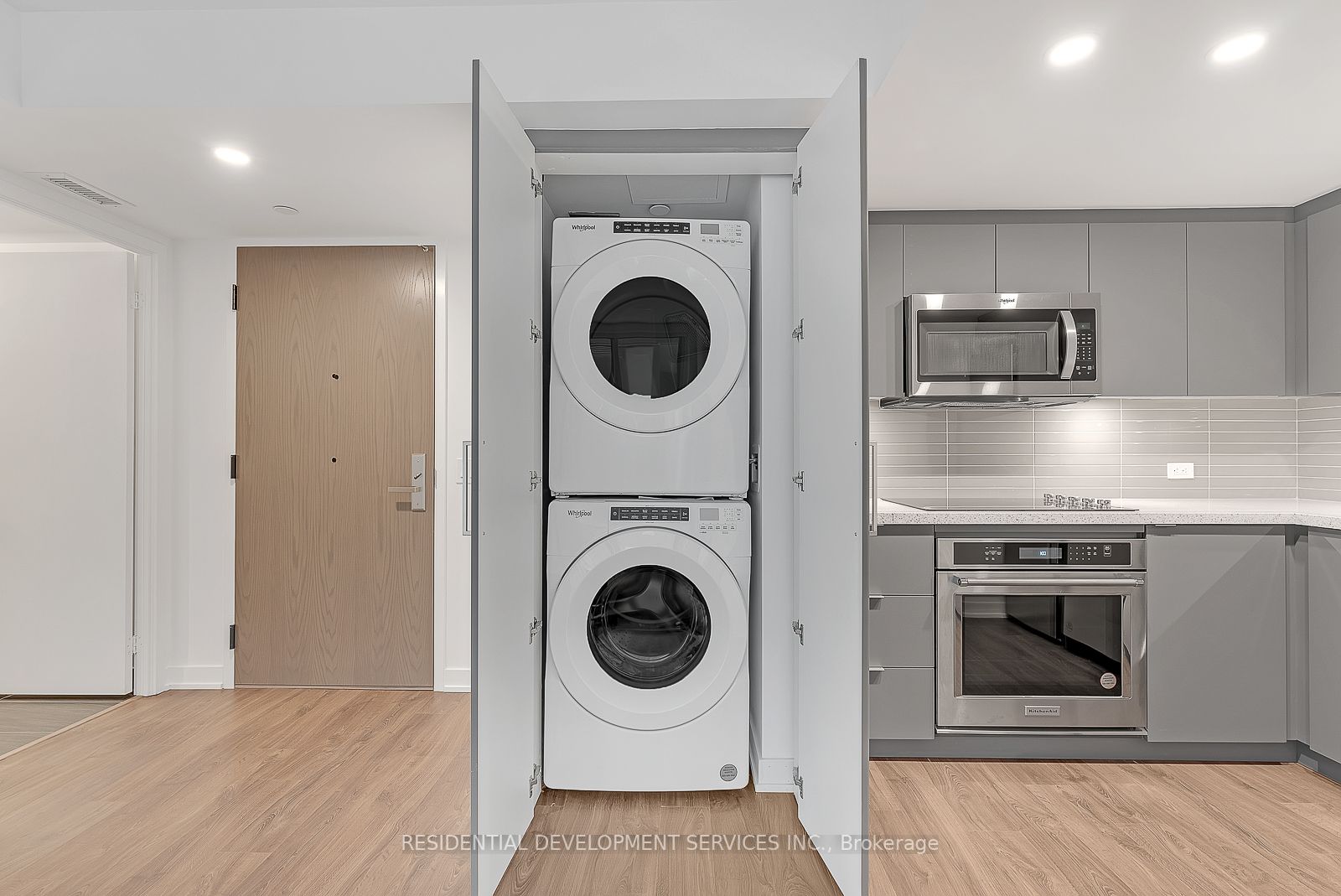 Listing C6658854 - Large Photo # 20