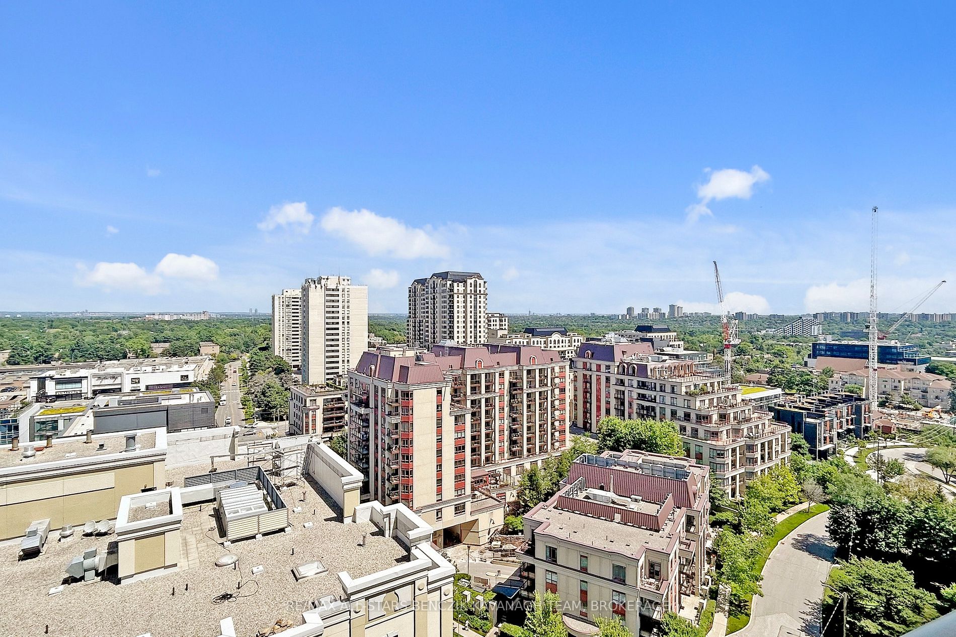 8 Rean Dr, #1604