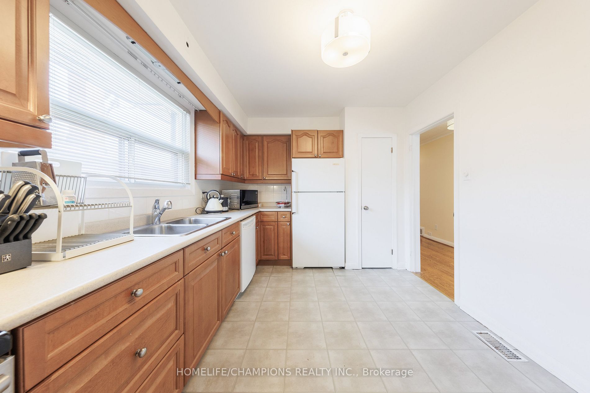 169 Combe Ave