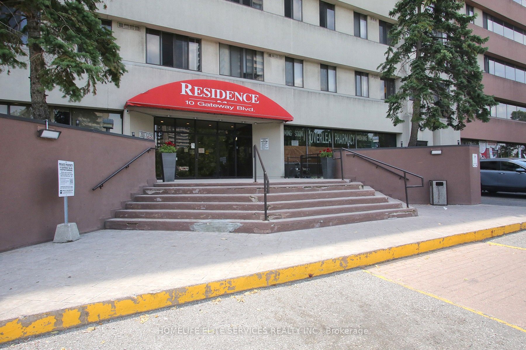 10 Gateway Blvd, #218