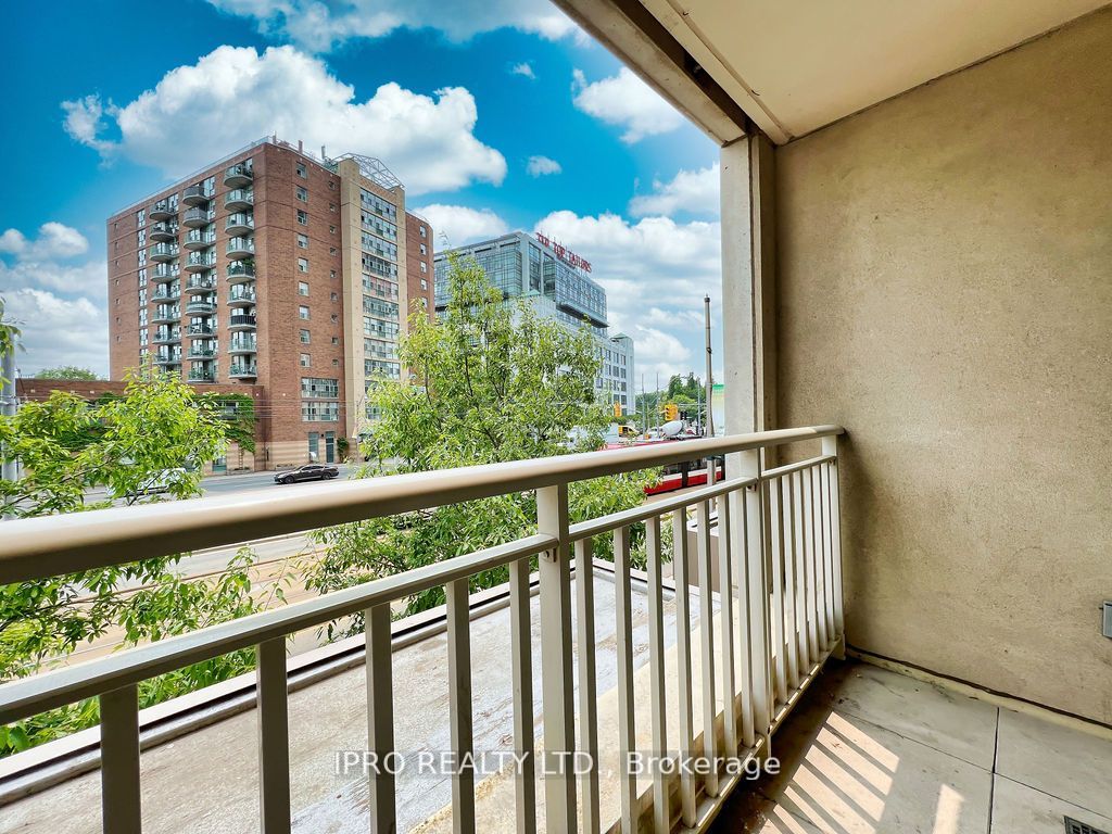 21 Grand Magazine St, #217