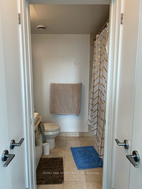 12 York St, #302