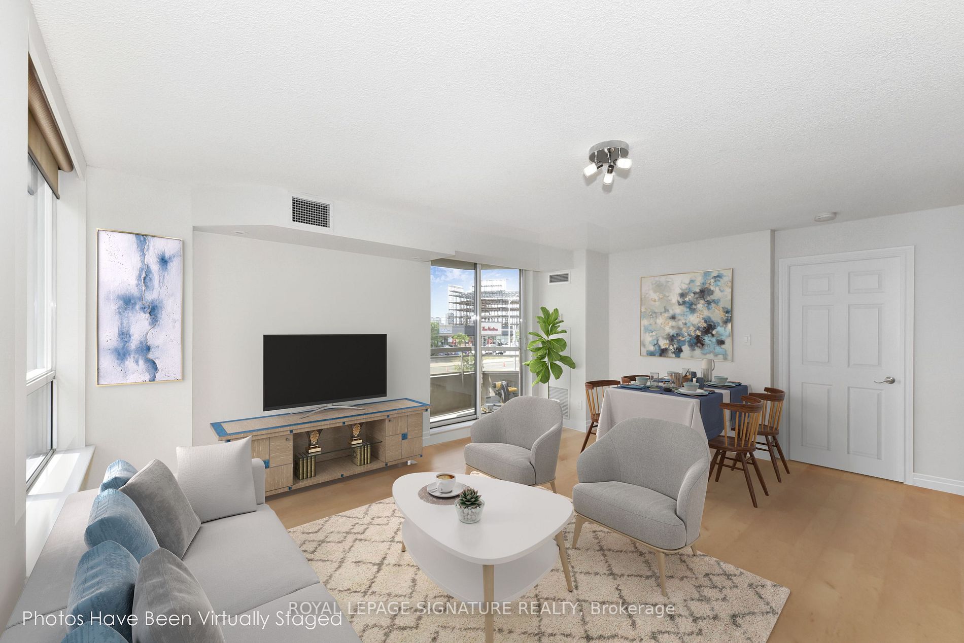 1700 Eglinton Ave E, #207