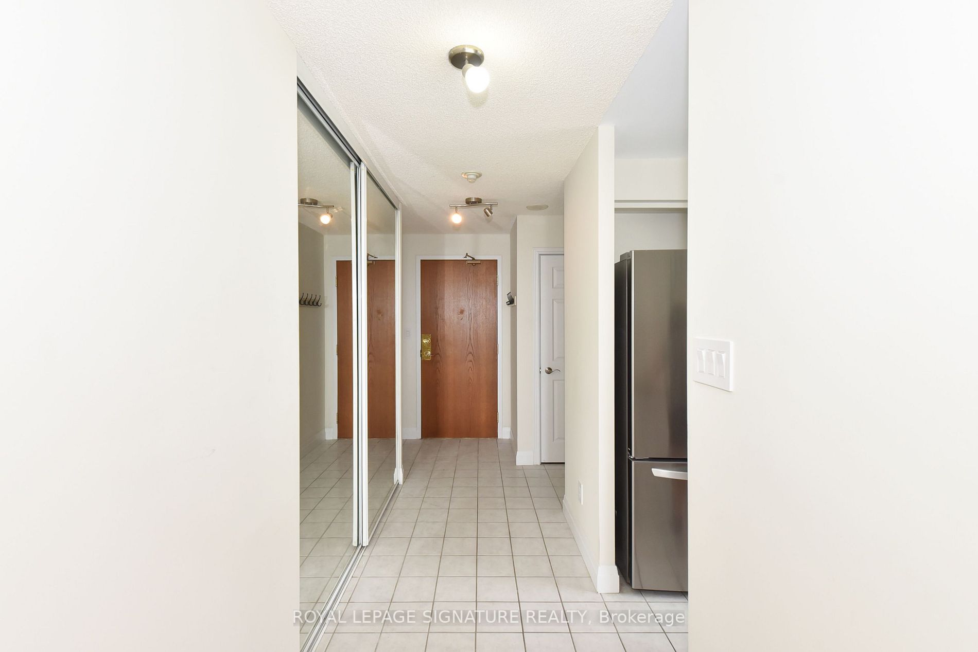 1700 Eglinton Ave E, #207