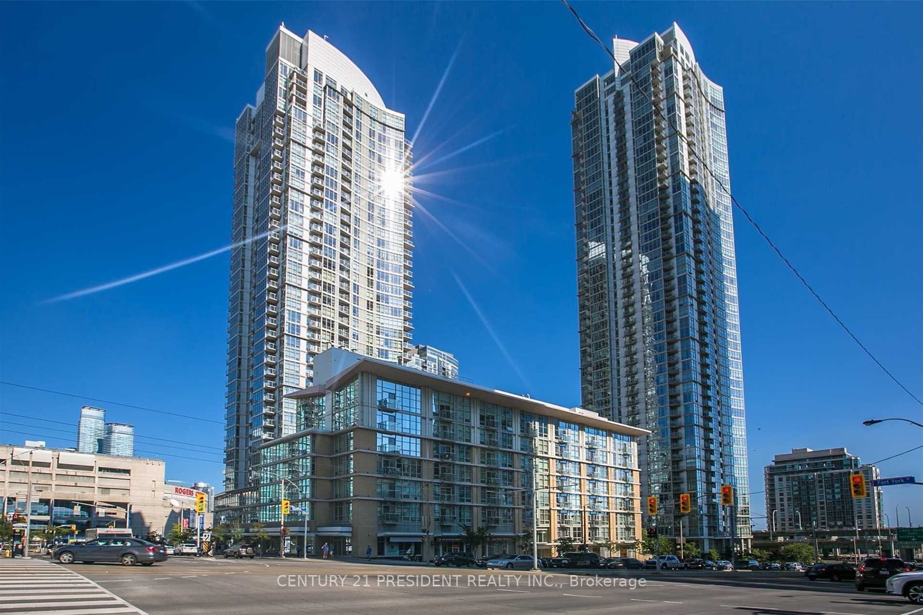 10 Navy Wharf Crt, #906
