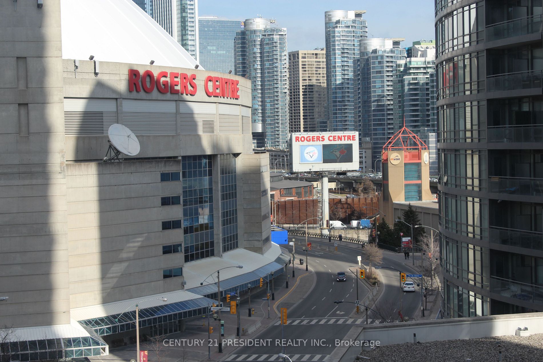 10 Navy Wharf Crt, #906