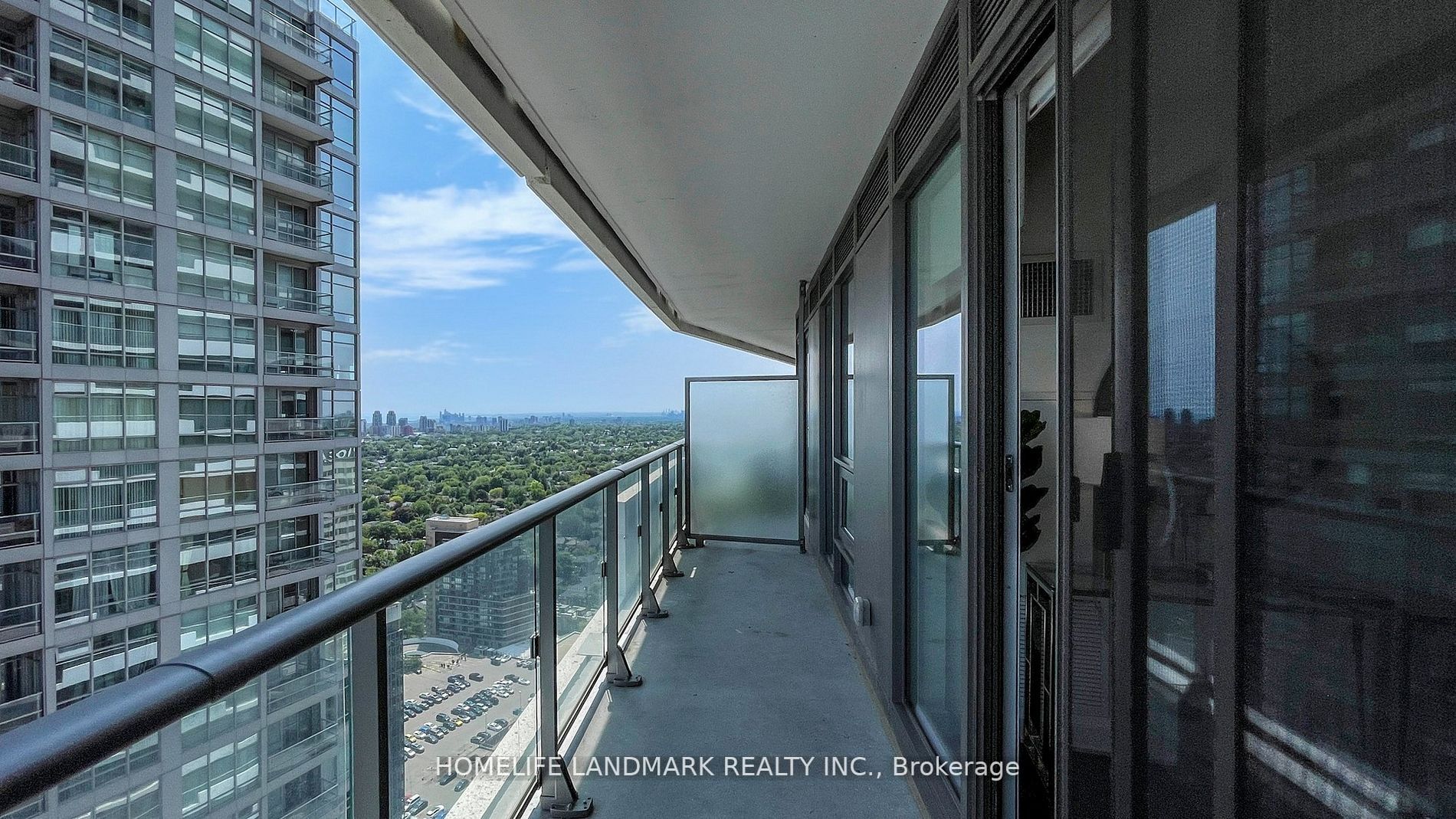 2221 Yonge Street, #3304