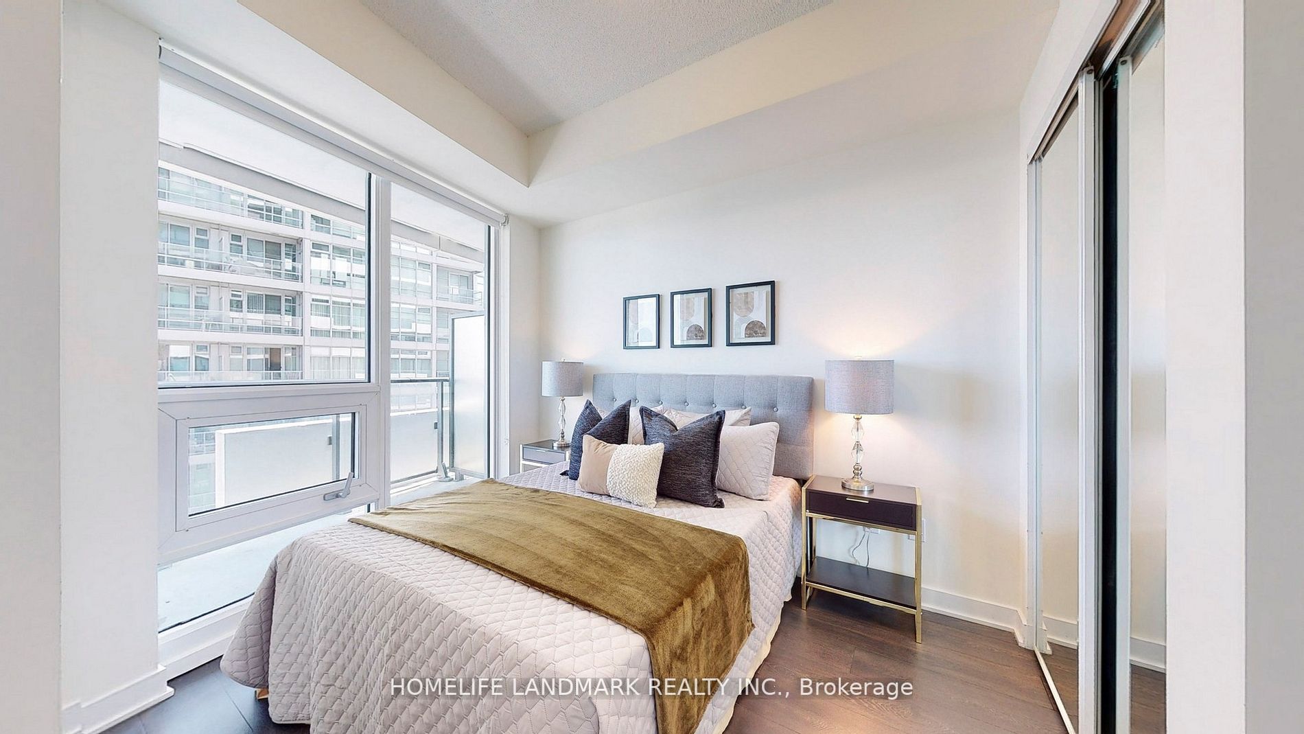 2221 Yonge Street, #3304