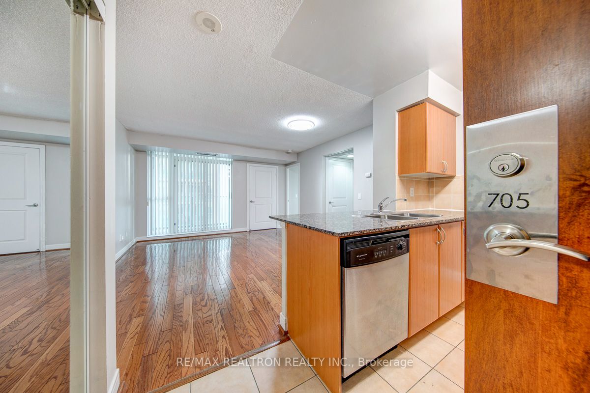 35 Bales Avenue, #705