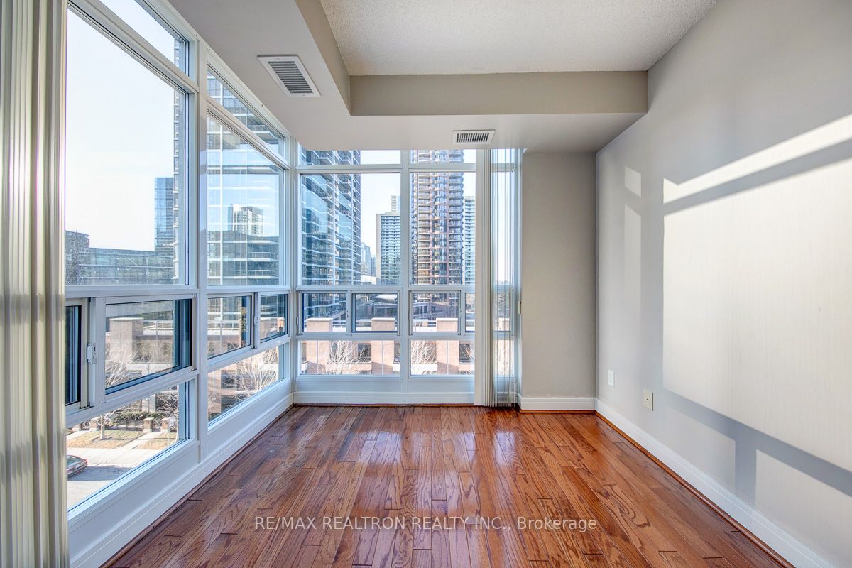 35 Bales Avenue, #705