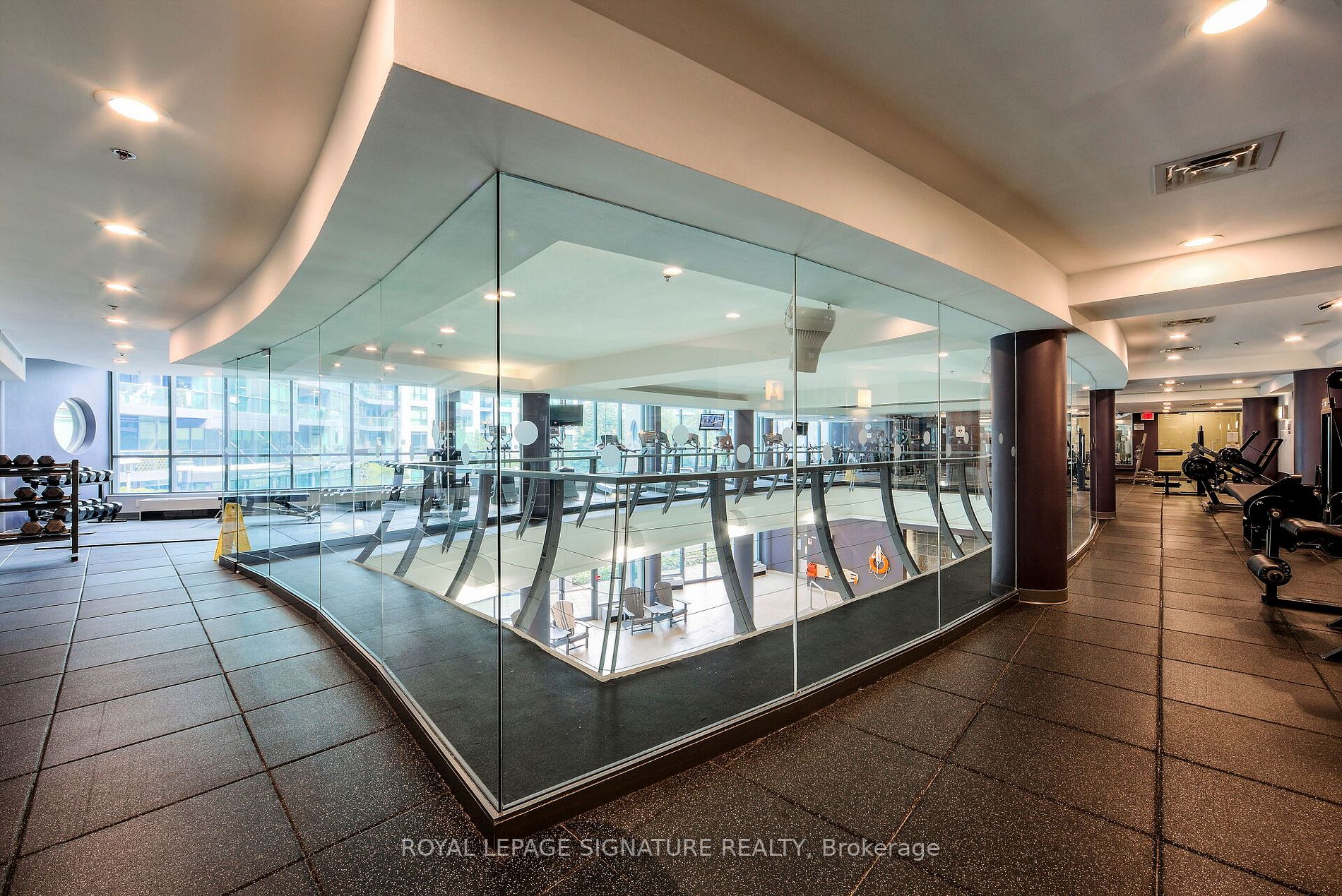 215 Fort York Blvd, #420