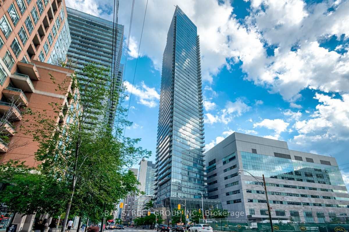 832 Bay Street #1410
