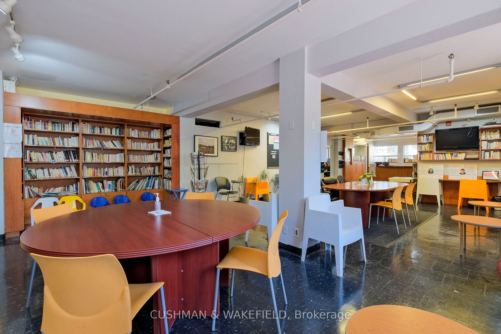 95 Sheppard Ave W