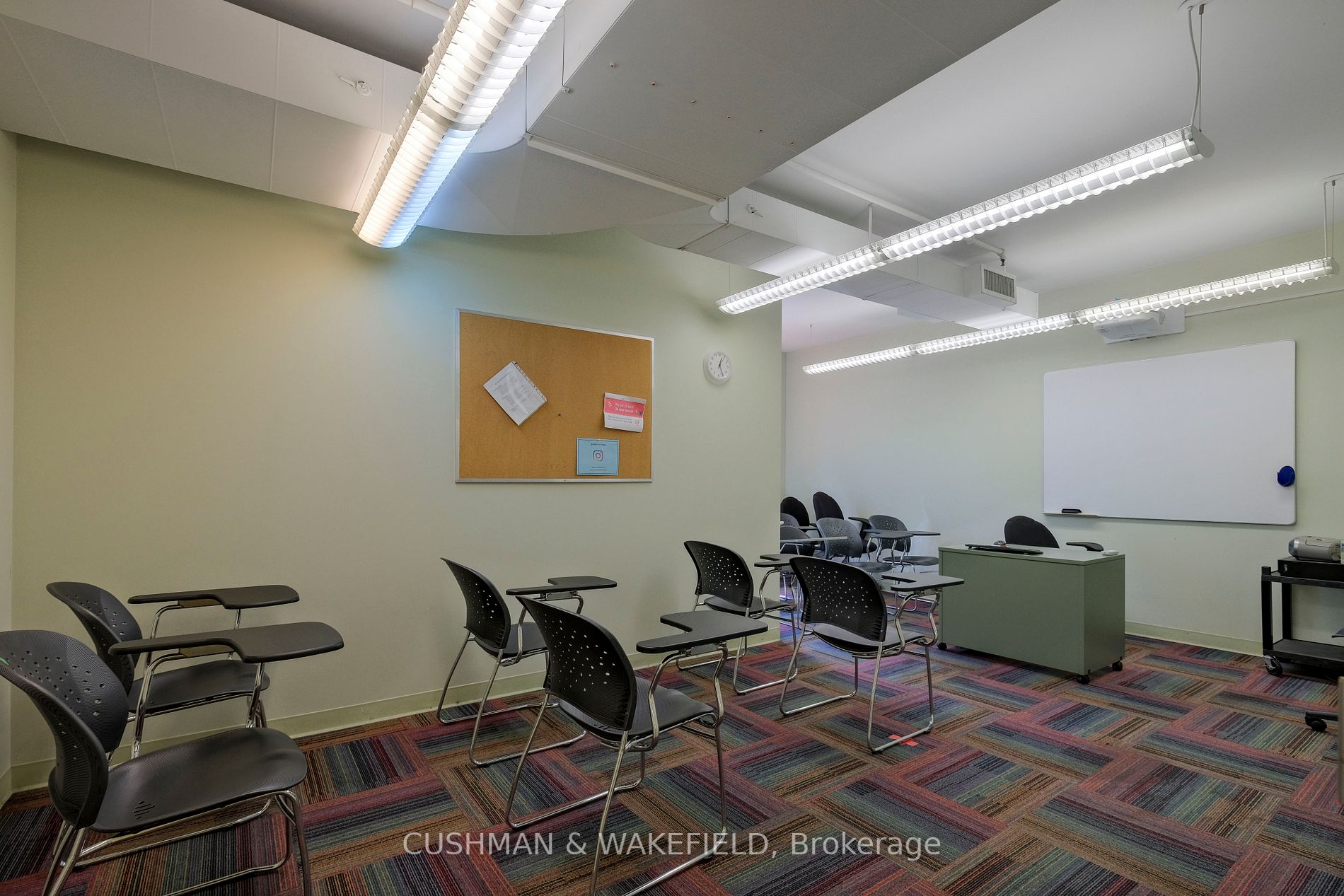 95 Sheppard Ave W