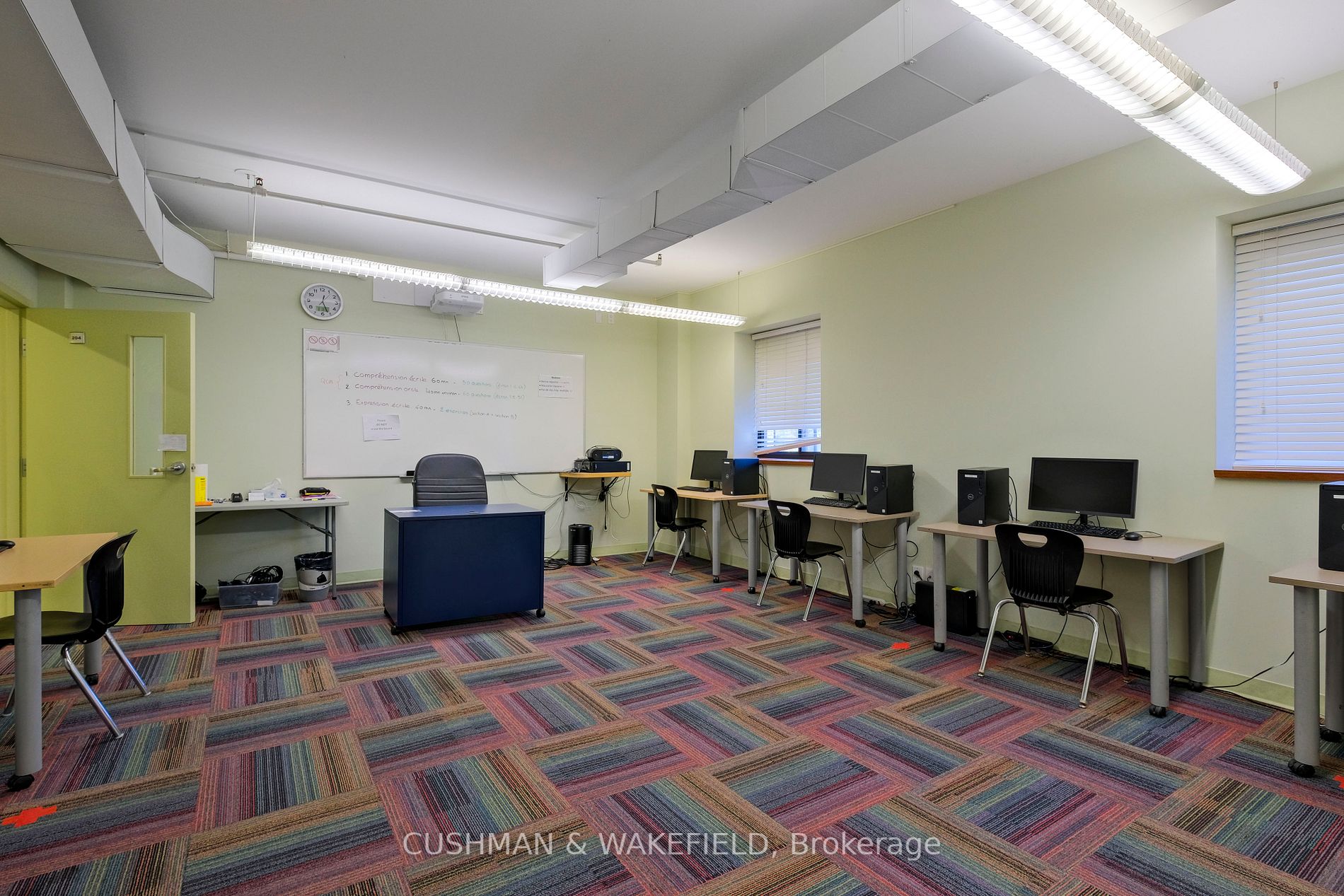 95 Sheppard Ave W