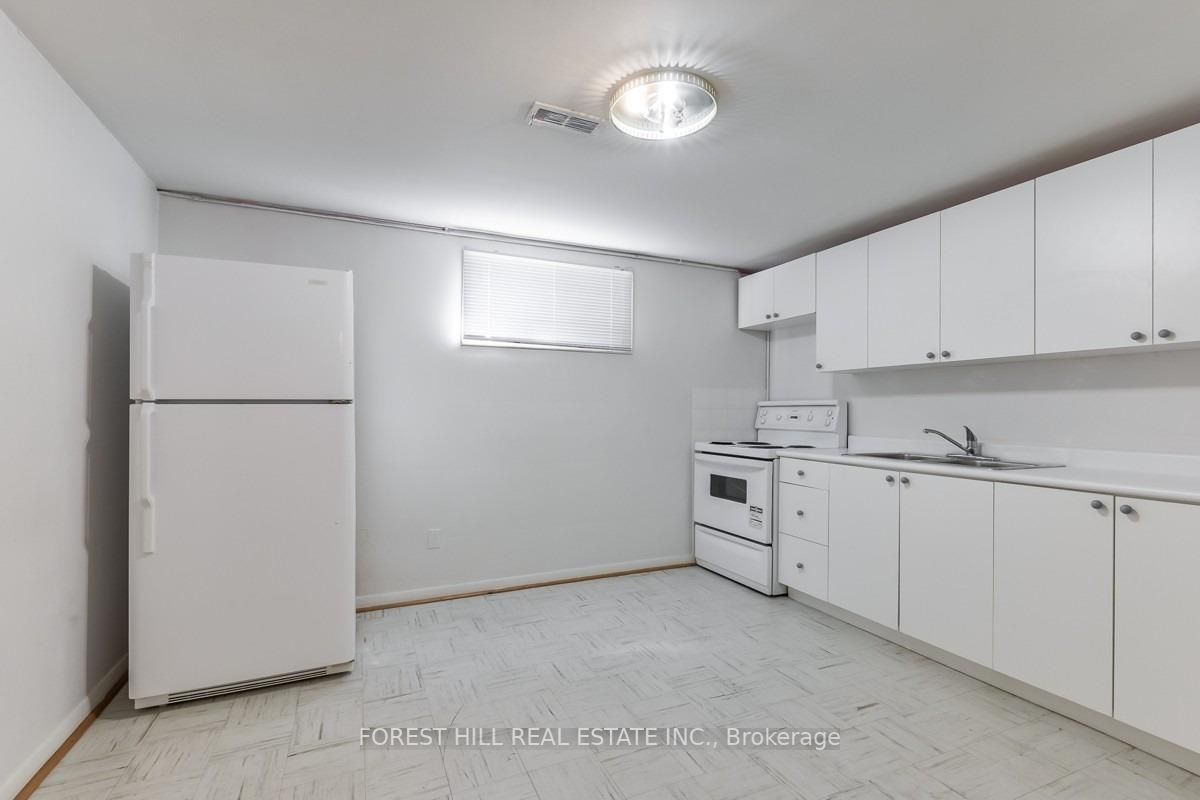 3 Tokay Crt