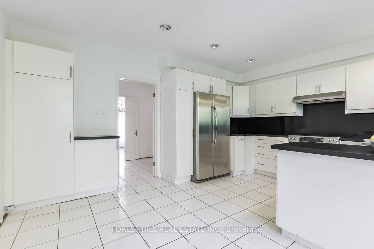 3 Tokay Crt