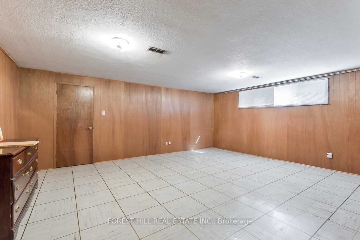 3 Tokay Crt