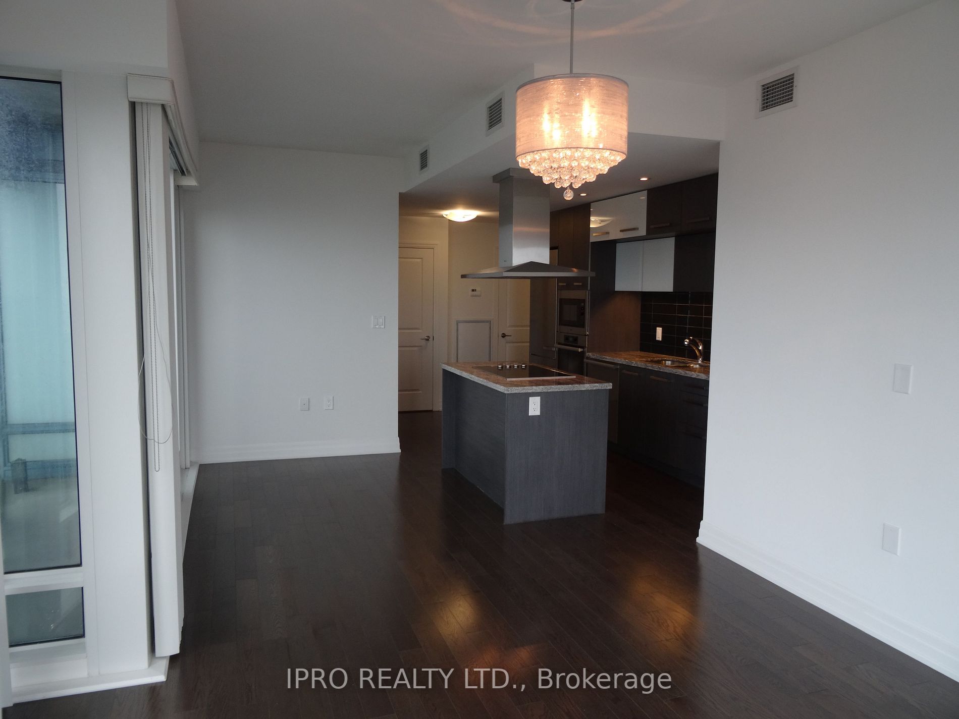 8 The Esplanade, #3711