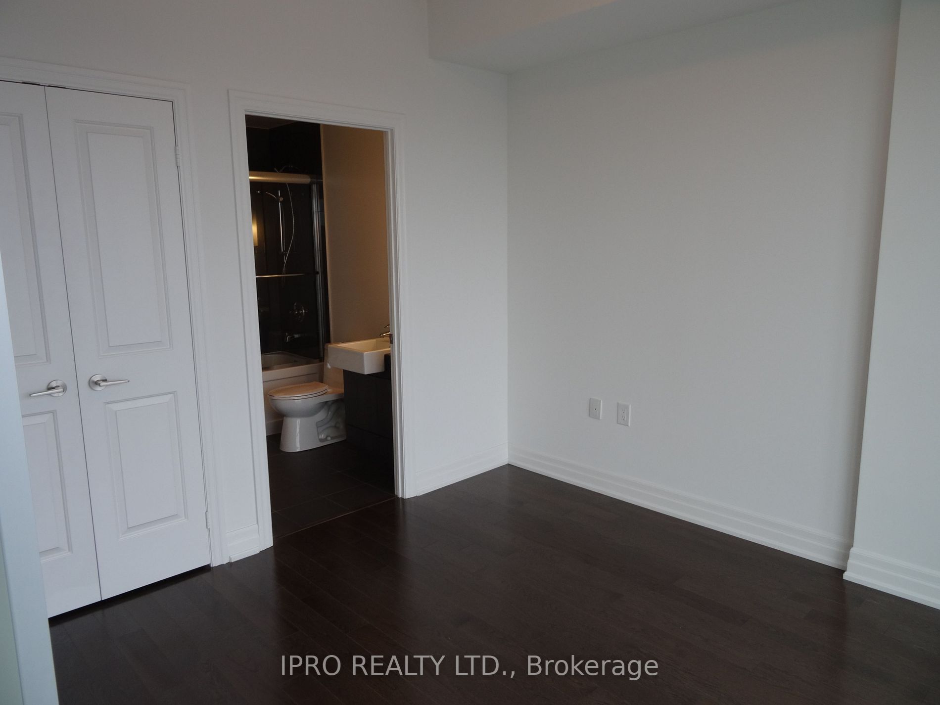 8 The Esplanade, #3711
