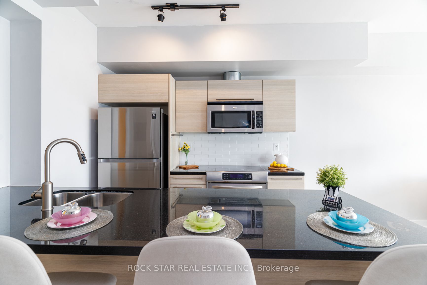 33 Mill St, #2804