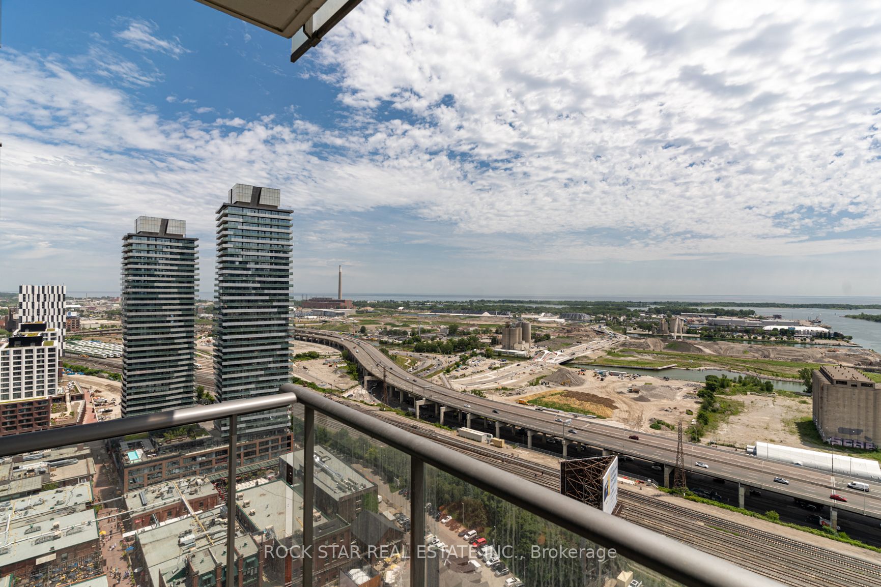 33 Mill St, #2804