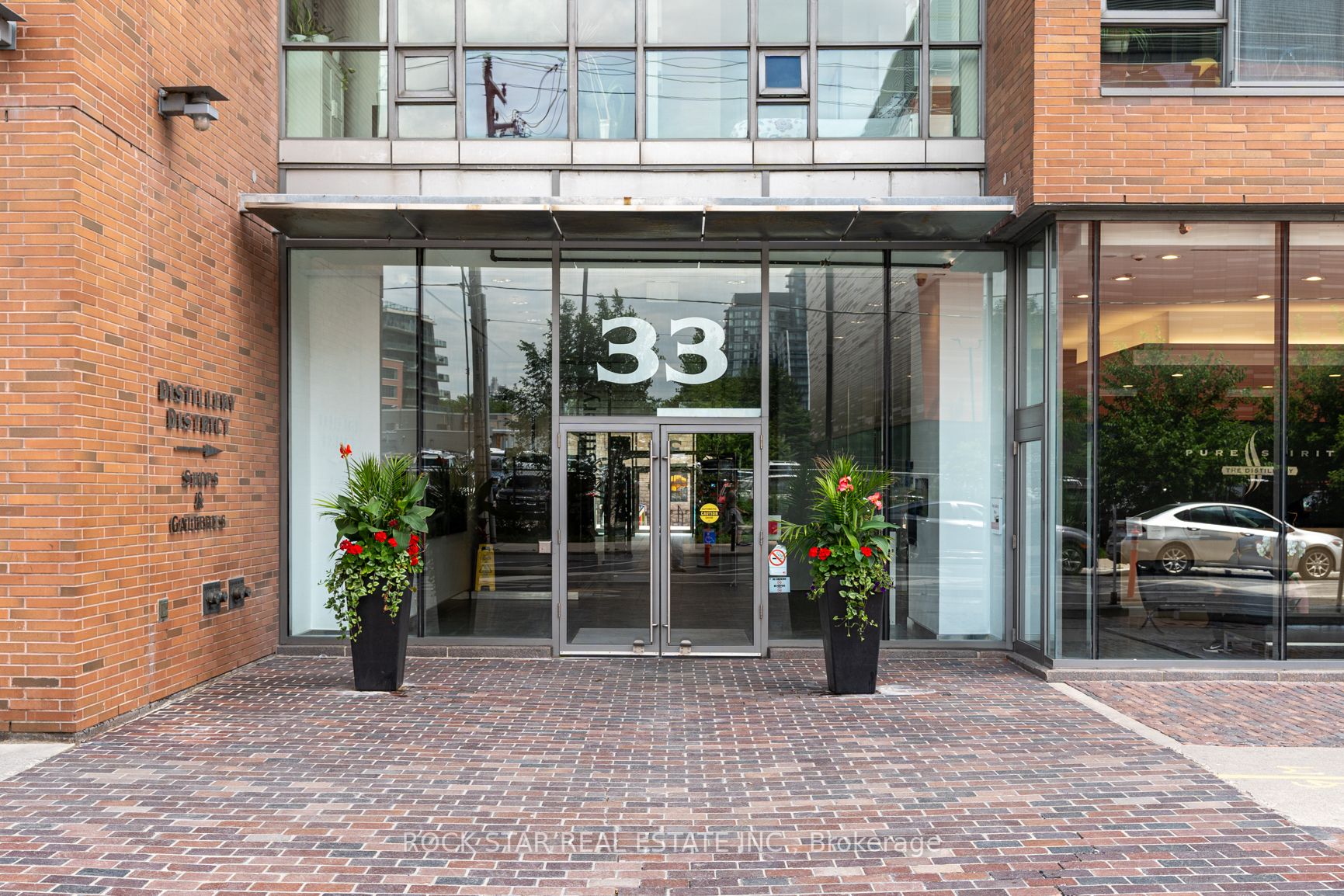 33 Mill St, #2804