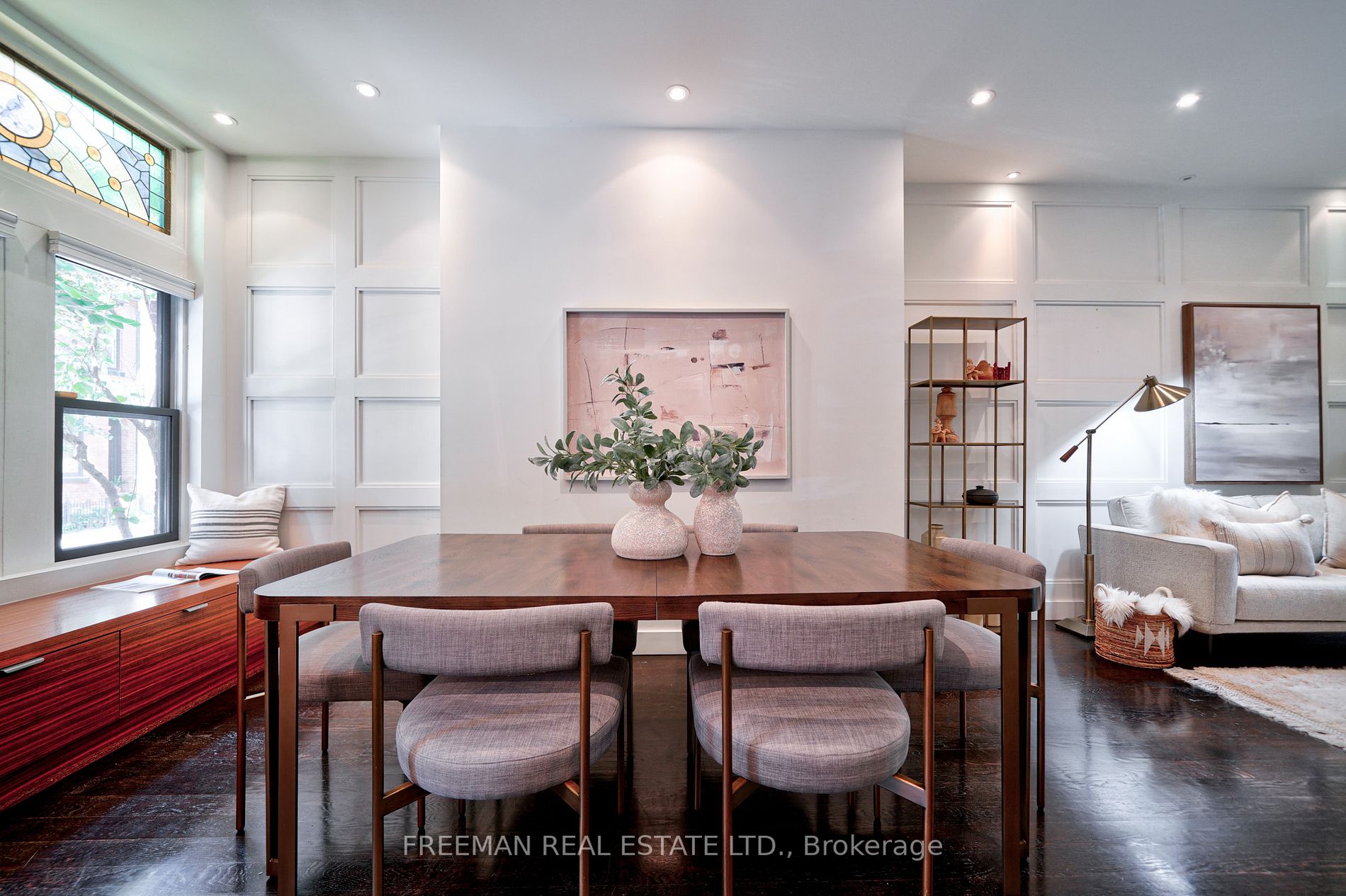 15 Laurier Ave