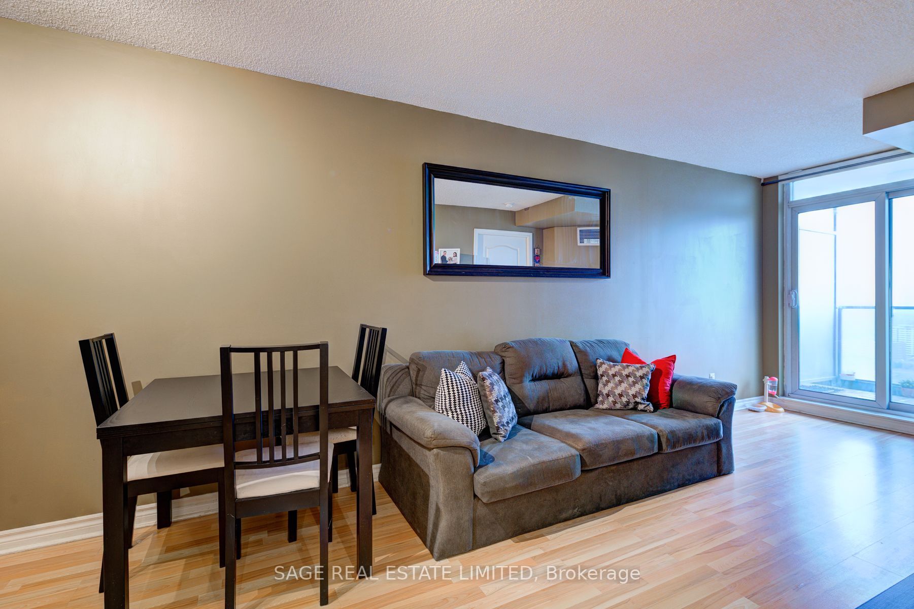 3 Rean Dr, #2512