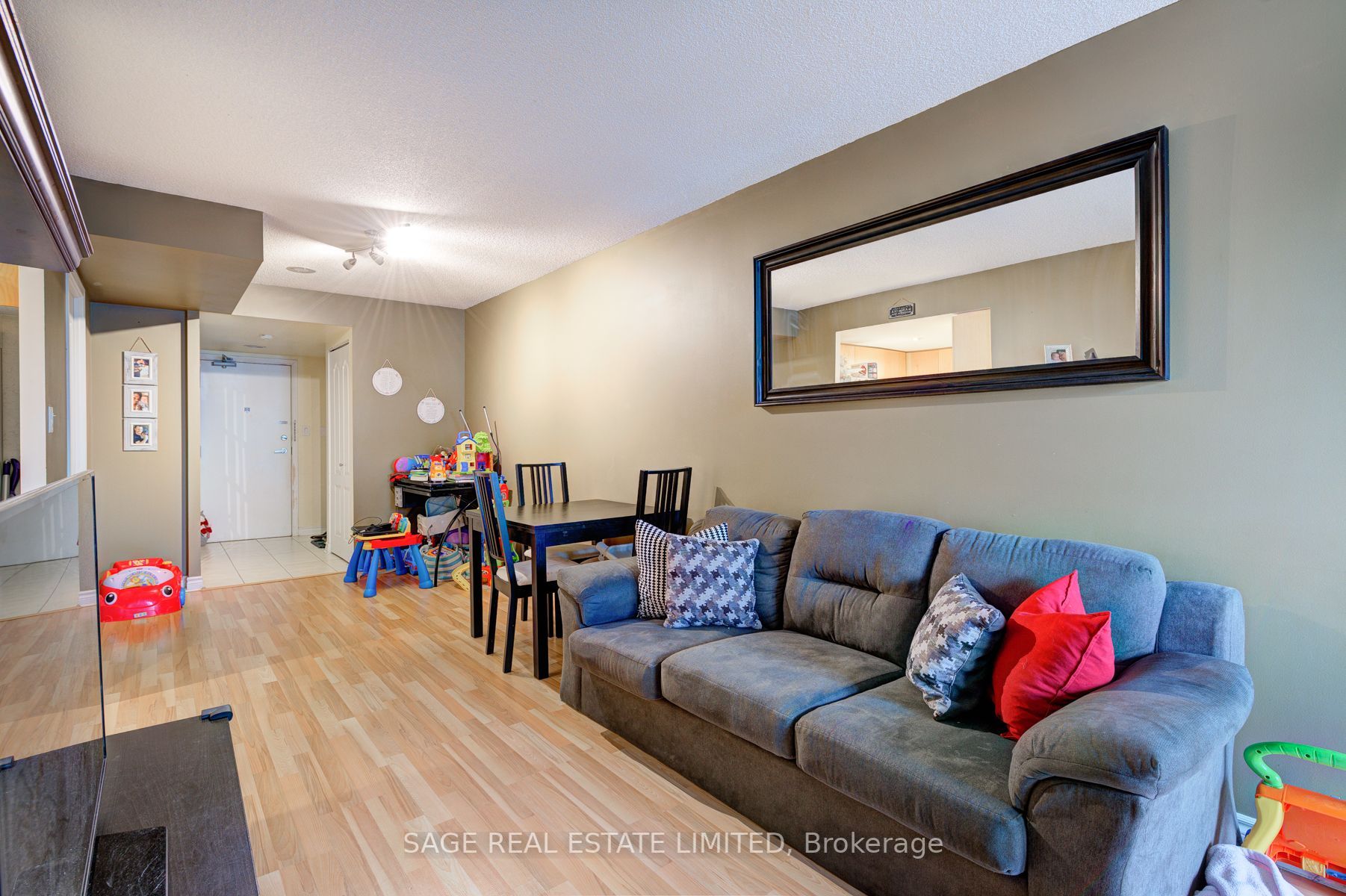 3 Rean Dr, #2512