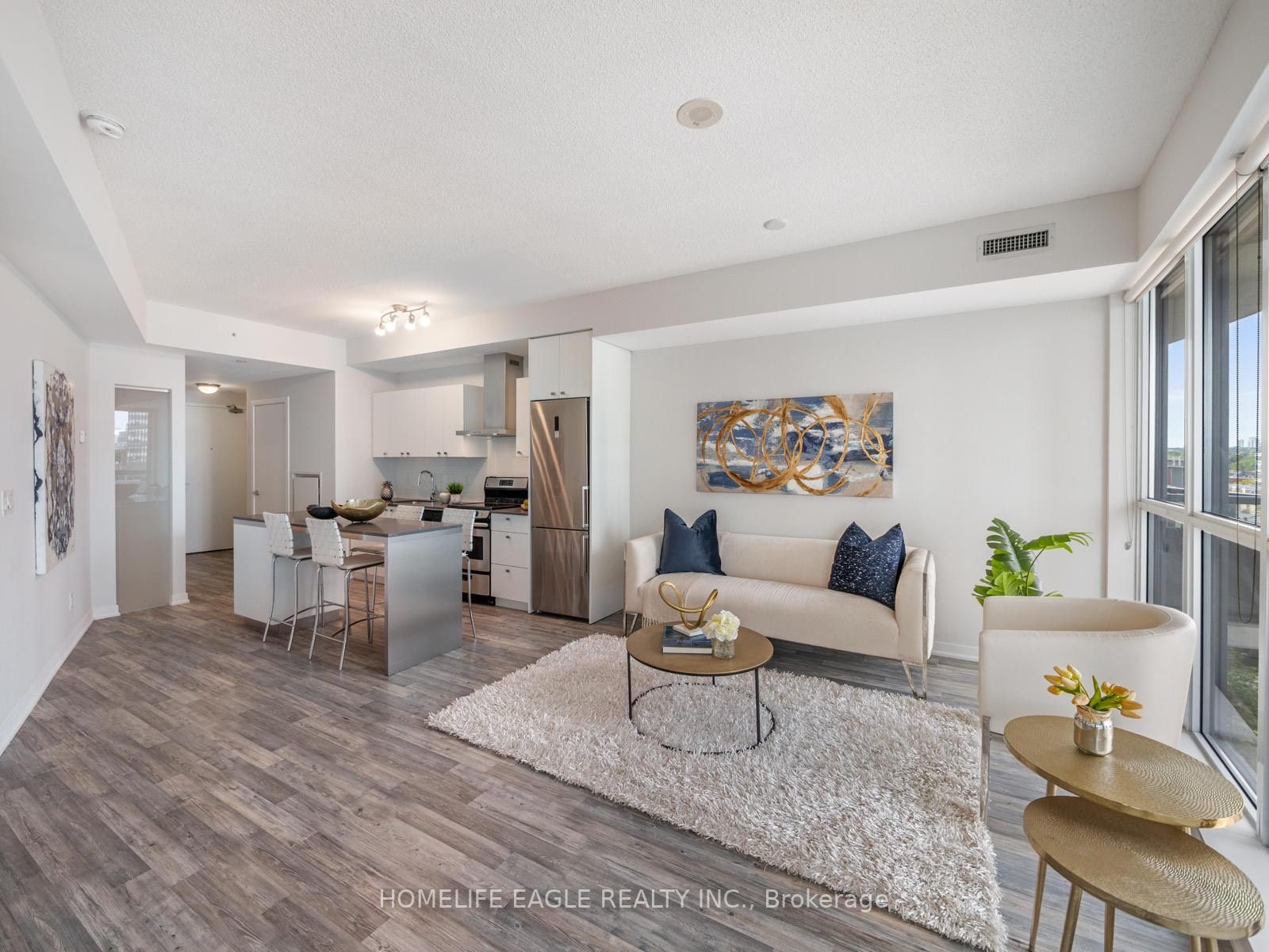 51 East Liberty St, #706