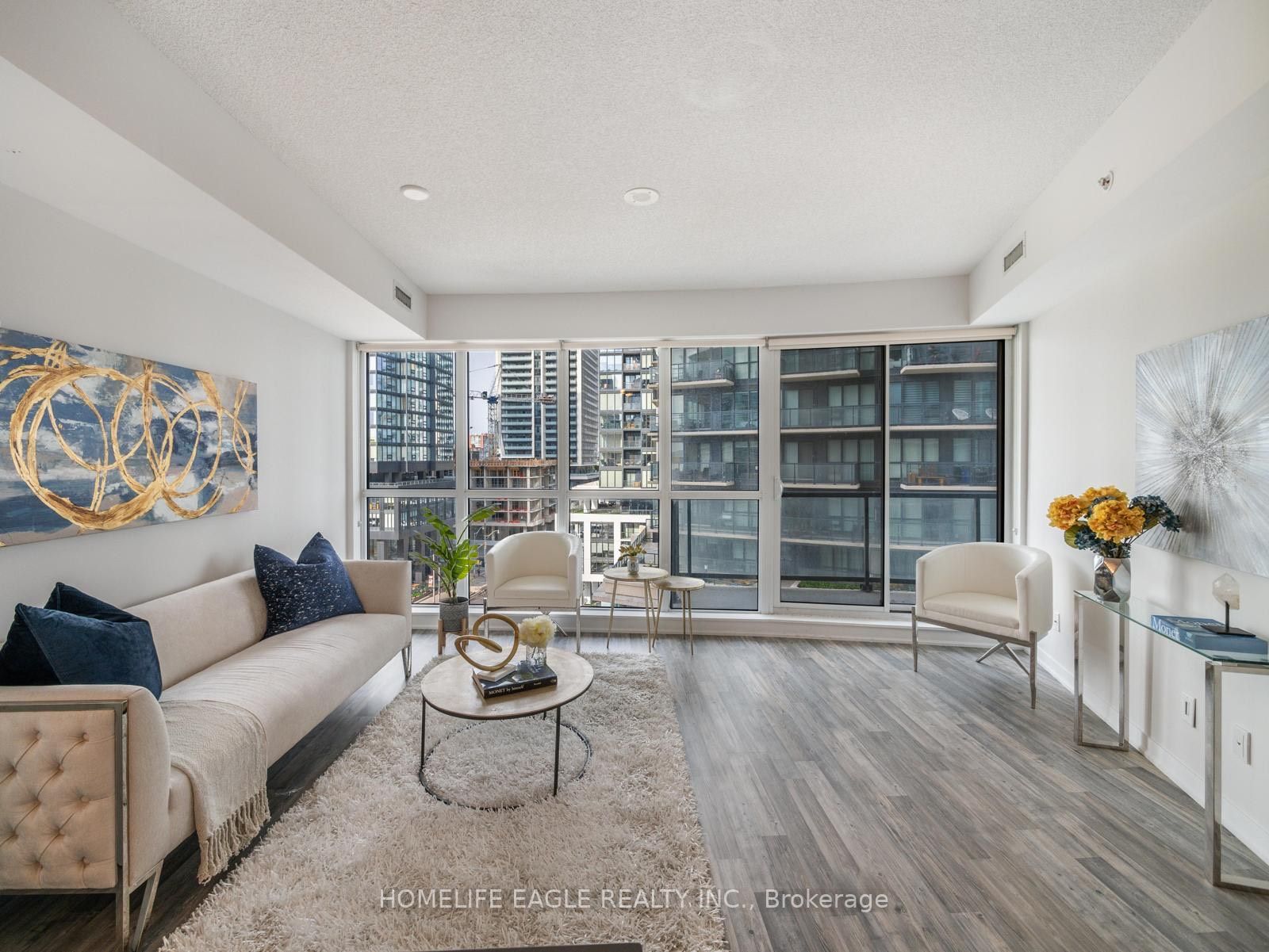 51 East Liberty St, #706