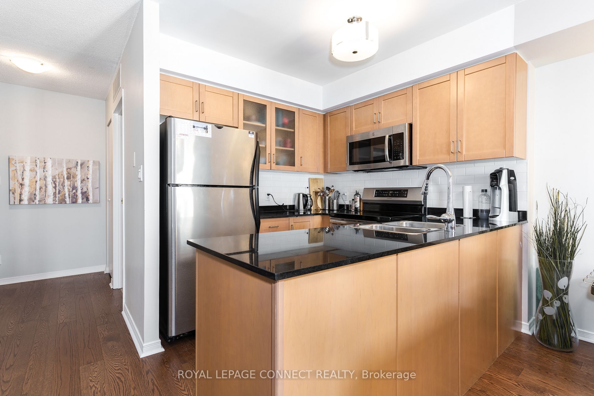 34 Western Battery Rd, #419