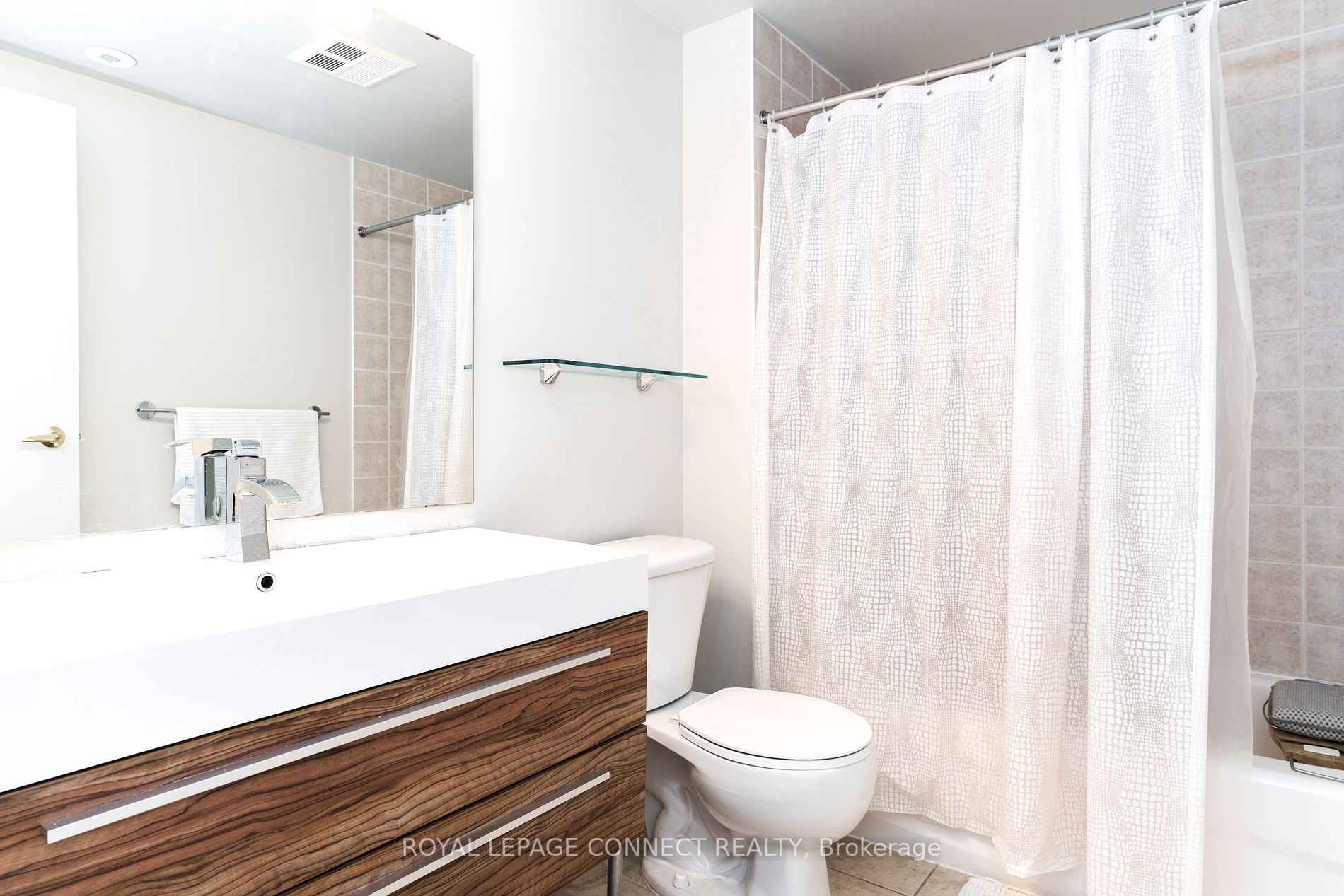 34 Western Battery Rd, #419