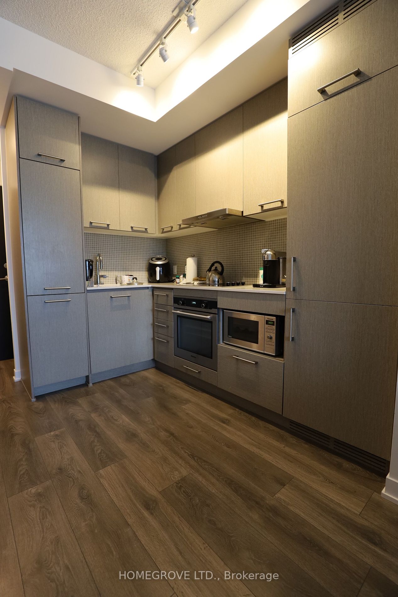 87 Peter St, #4115
