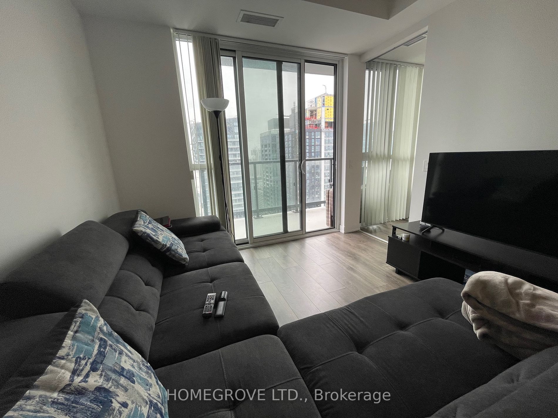 87 Peter St, #4115