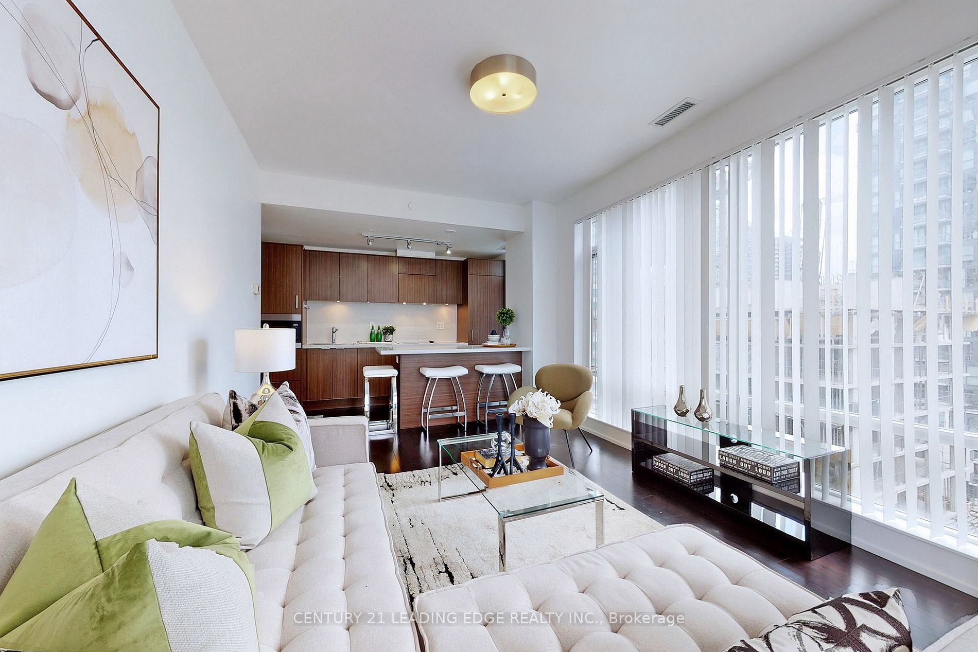 21 Widmer St, #1702