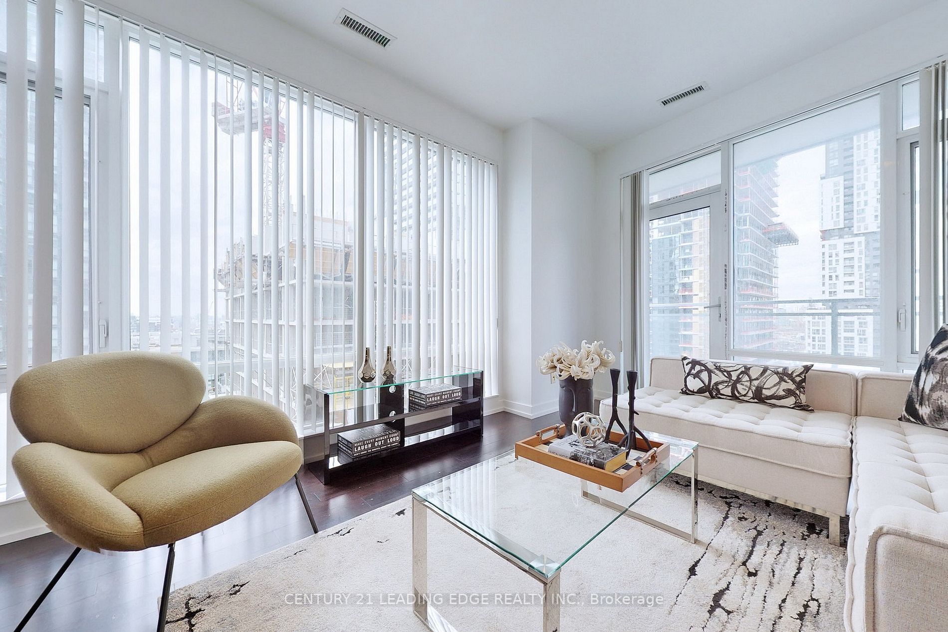 21 Widmer St, #1702