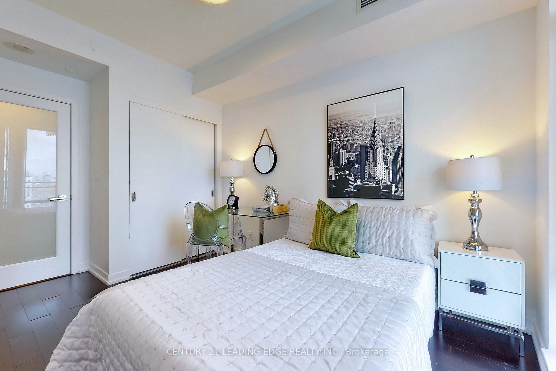 21 Widmer St, #1702